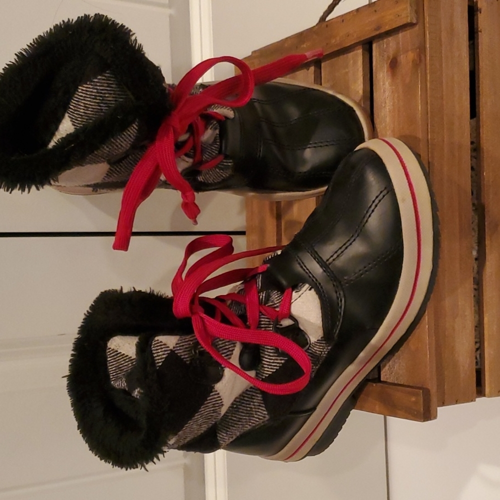 Winter boots